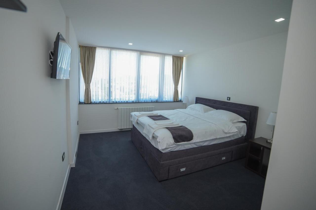 Motel Grand Велика Кладуша Екстер'єр фото