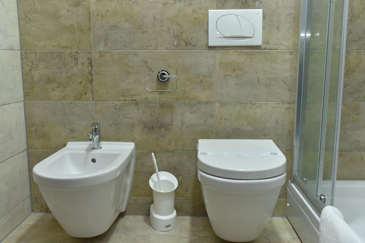 Motel Grand Велика Кладуша Екстер'єр фото